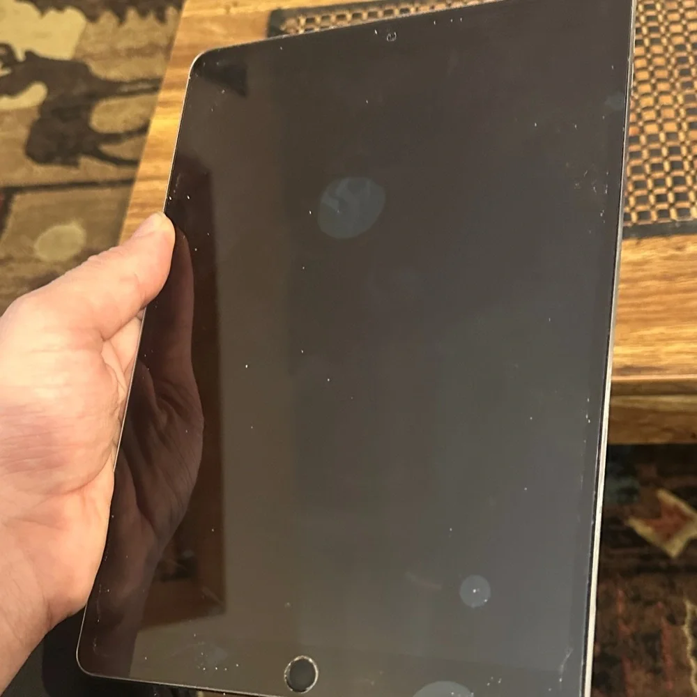 Ipad 64gb Pro 10.5 Tablet with Protective Case iPad Pro 10.5 inch